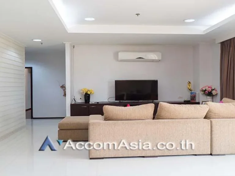 Fully Furnished Suites Apartment 4 Bedroom For Rent BTS Phrom Phong in Sukhumvit Bangkok