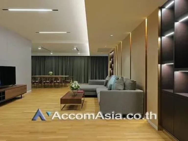 Perfect For Family Apartment 4 Bedroom For Rent BTS Phrom Phong in Sukhumvit Bangkok