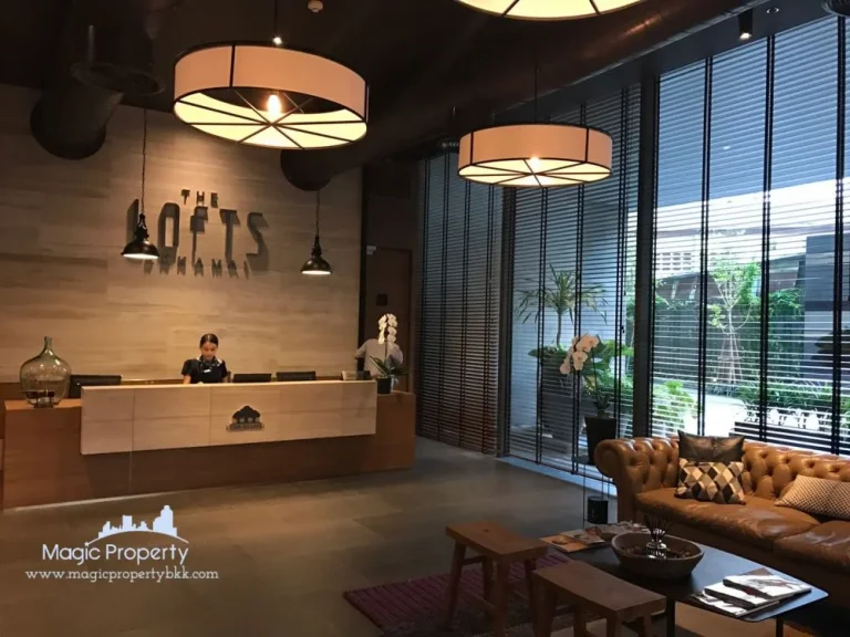 ให้เช่า คอนโด เดอะ ลอฟท์ เอกมัย The Lofts Ekkamai Condominium For Rent