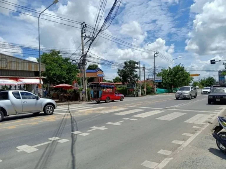 ขาย ที่ดิน 100 ตรว ในซอยวัดลาดปลาดุก บางบัวทอง เหมาะปลูกบ้าน