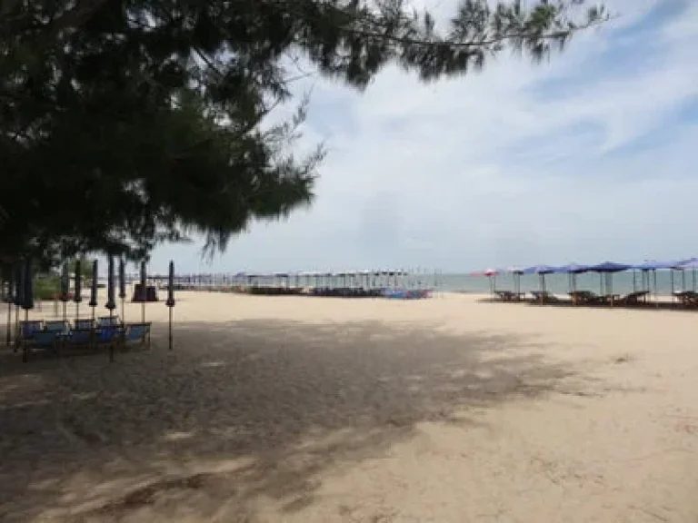 คอนโดห้องสตูดิโอ ห่างจากชายหาดชะอำ 100 เมตร