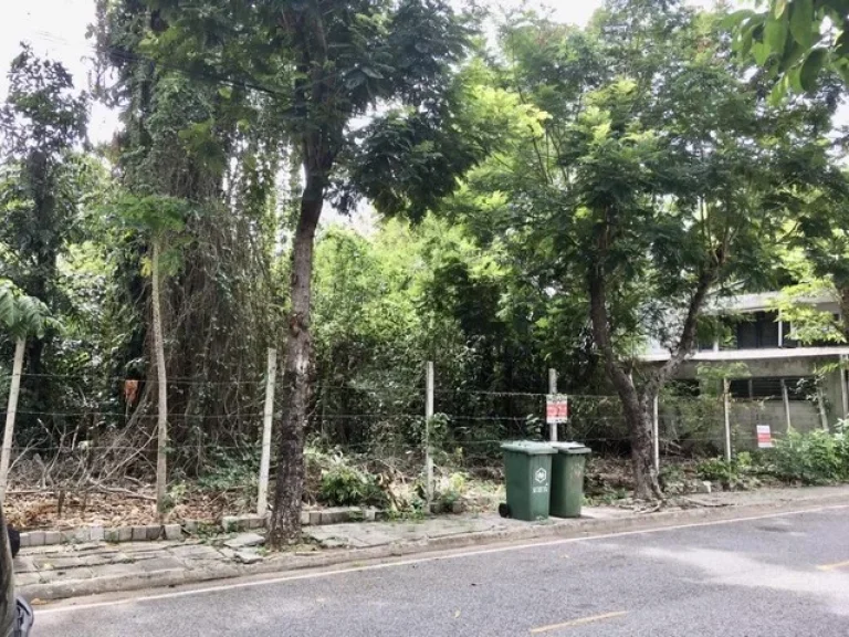 Land For Sale ที่ดิน หมู่บ้านนวธานี ทำเลดี ใกล้ทางเข้า-ออกหมู่บ้าน