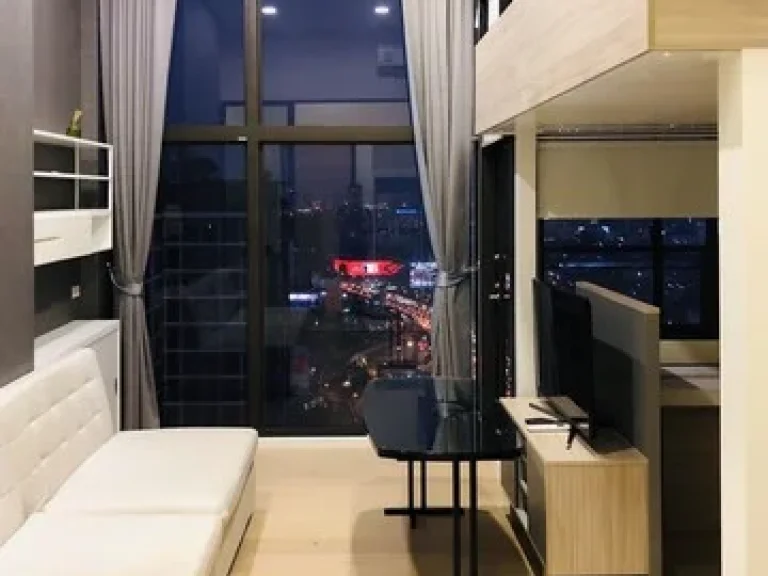 ให้เช่า 25000 บาท Chewathai Residence Asoke 1ห้องนอน ชั้น 25 วิวเมือง Duplex