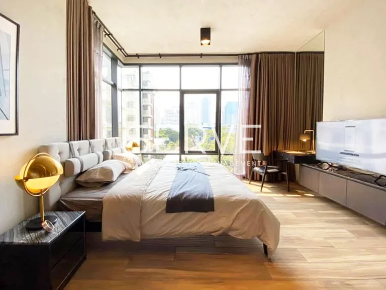 Lofts Asoke คอนโดใหม่กลางอโศก 2 นอน ห้องสวยโปร่งน่าอยู่ราคาดี ใกล้ MRT เพียง 42000 บ