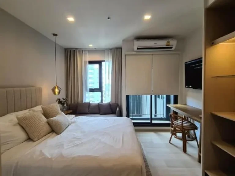 code2335 FOR RENT Life One Wireless 24 sqm Fully Furnished 36th Floor