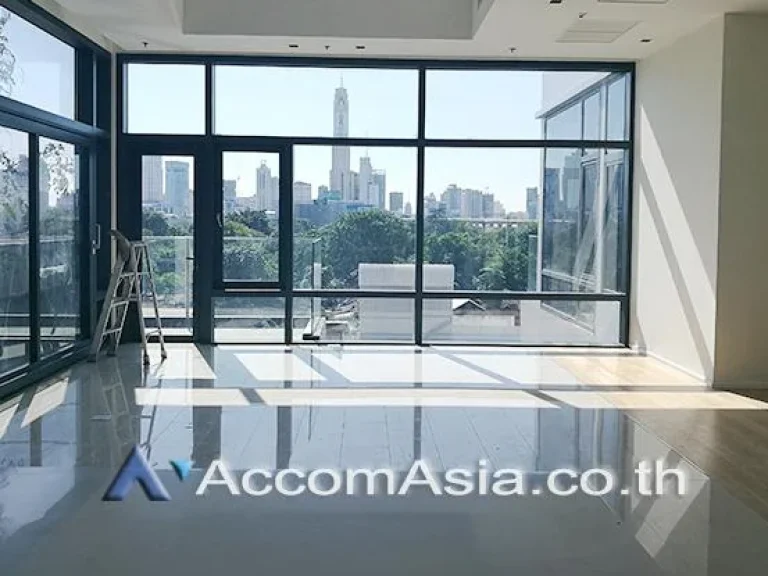 Circle 2 Living Prototype Condominium 3 Bedroom For Rent MRT Phetchaburi in New Phetchaburi Outbound Bangkok