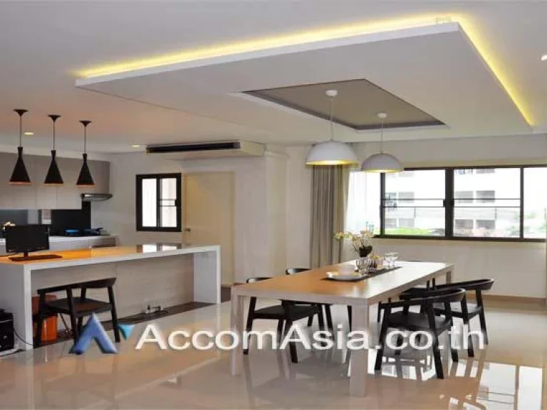 Low Rised Building Apartment 3 Bedroom For Rent BTS Thong Lo in Sukhumvit Bangkok