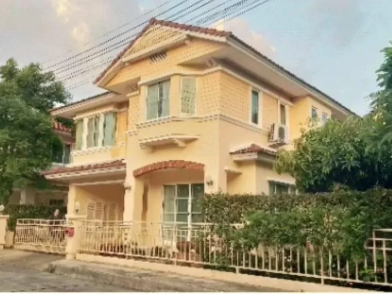 For rent 2 Storey House in Land amp House park chiangmai