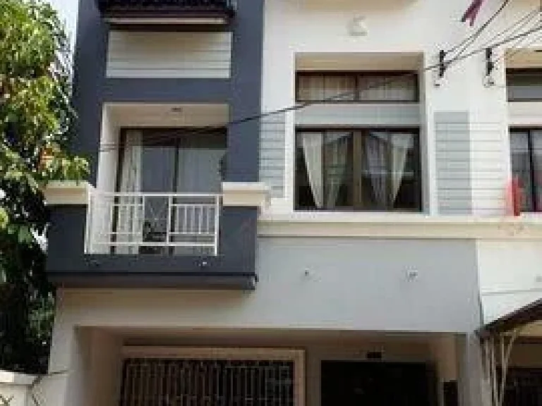 For Rent ทาวน์โฮม 3 ชั้น โครงการบ้านกลางเมือง