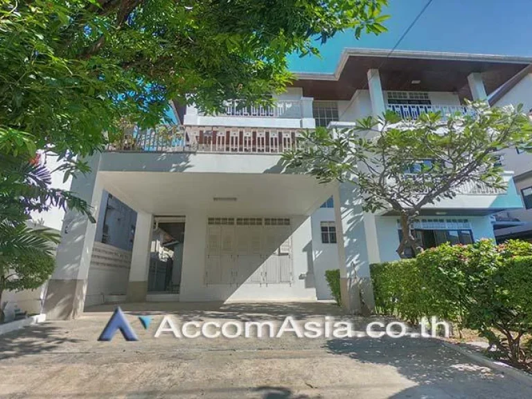 Private Pool House 4 Bedroom For Rent BTS Phra khanong in Sukhumvit Bangkok