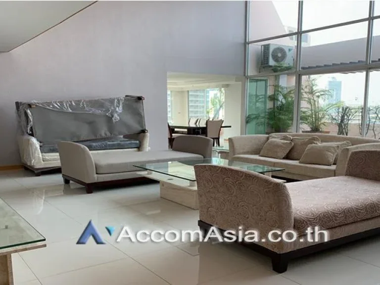 Duplex Penthouse Kids Friendly Speac Apartment 4 Bedroom For Rent BTS Phrom Phong in Sukhumvit Bangkok