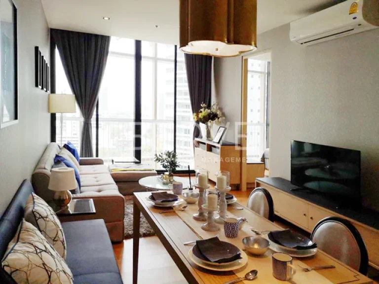 Nice Room Corner Unit 2 Beds 2 Baths 54 K พร้อมให้เช่าคอนโดที่ Park 24 BTS Phrom Phong