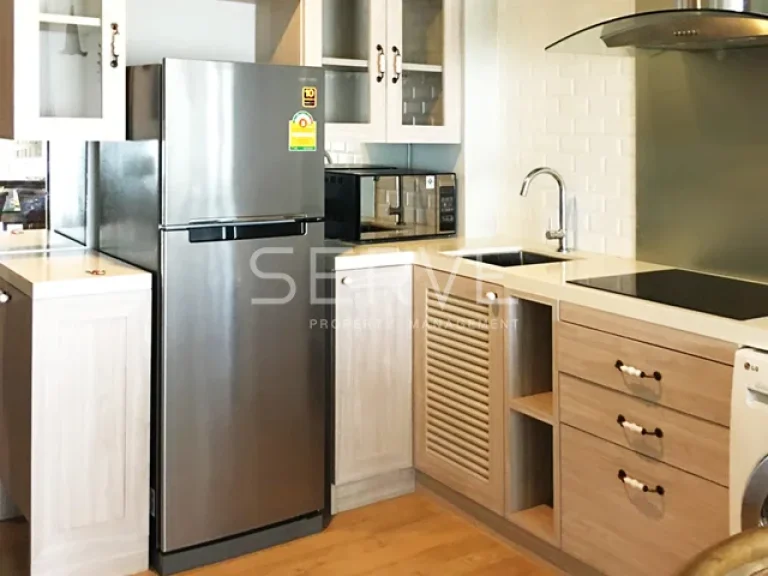 Bright Style 1 Bed with Bathtub Large Room ที่ Noble Refine at Sukhumvit 26 BTS Phrom-Phong 40K