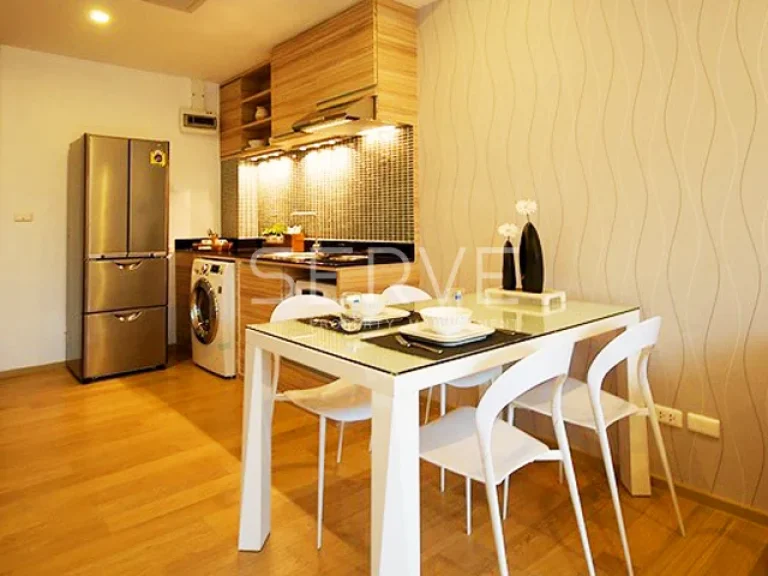 Cozy Style 1 Bed with Bathtub Close to BTS Phrom Phong ที่ Noble Refine Sukhumvit 26 45K