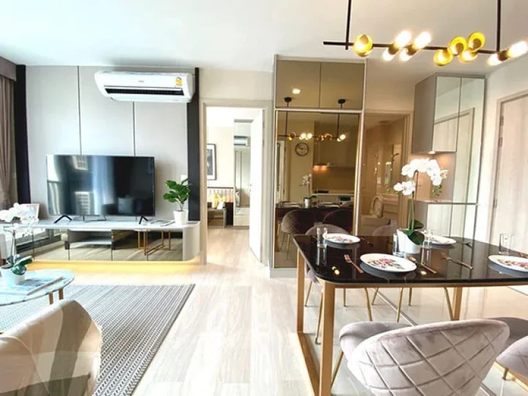 คอนโดแต่งสวย ใหม่แกะกล่อง แบบ 2 ห้องนอน ที่ Life One Wireless A Nicely Décor Brand New 2 Bed Unit at the New Life One Wireless