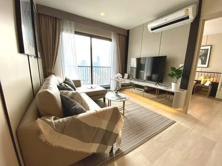 คอนโดแต่งสวย ใหม่แกะกล่อง แบบ 2 ห้องนอน ที่ Life One Wireless A Nicely Décor Brand New 2 Bed Unit at the New Life One Wireless