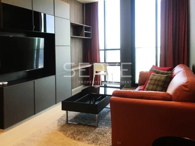 Hot Deal Corner Unit 2 Beds Super High fl 65 K Only ให้เช่าที่คอนโดNoble Ploenchit BTS Phloen Chit