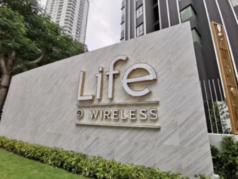 Life One Wireless คอนโดใหม่ทำเลหรูติดถนนวิทยุ ห้องแต่งสวย ใกล้ Central Embassy และ BTS เพลินจิต