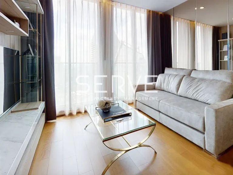 Super Luxury and Super High fl Corner 1 Bed 65 K ให้เช่าที่คอนโด Noble Ploenchit BTS Phloen Chit