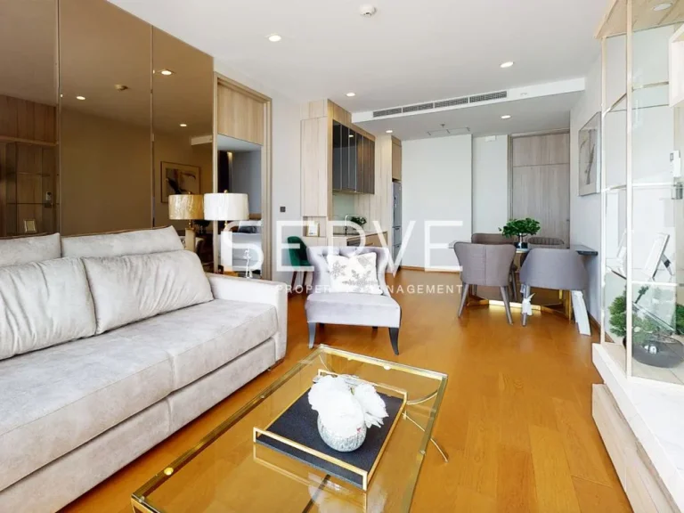 Super Luxury and Super High fl Corner 1 Bed 65 K ให้เช่าที่คอนโด Noble Ploenchit BTS Phloen Chit