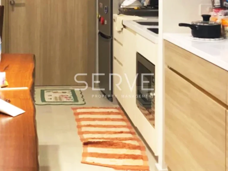 Bright Studio with Swimming Pool View 45K ให้เช่าที่คอนโด Noble Ploenchit BTS Phloen Chit