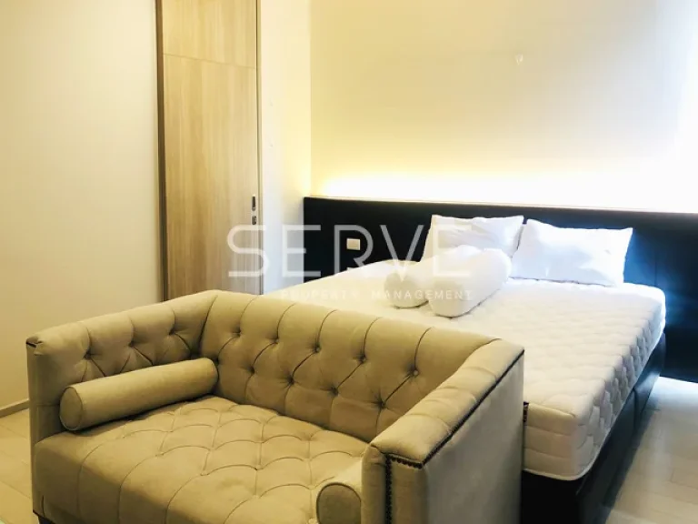 Hot Deal Good Price Studio with Partition 30 K Only ให้เช่าที่คอนโด Noble Ploenchit BTS Phloen Chit