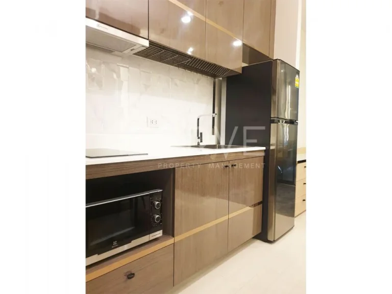 ให้เช่าคอนโด Noble Ploenchit BTS Phloen Chit Luxury Style Studio with Partition 45K