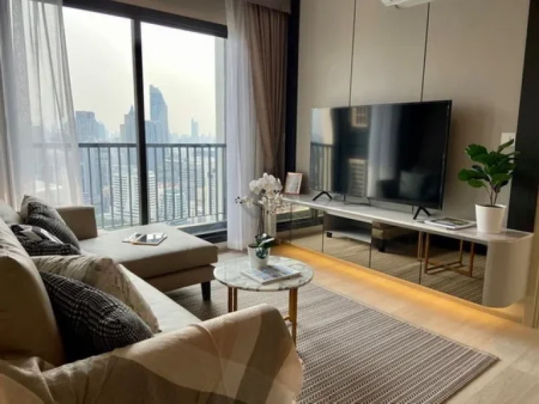 Condo For Rent Ploenchit Life One Wireless 2 bedrooms Luxury style near BTS Ploenchit