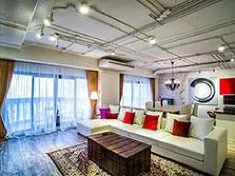 คอนโด RARE ITEM ห้องใหญ่ สไตล์ Loft วิวแม่น้ำ แบบ 2 ห้องนอน ที่ State Tower สีลม A RARE Spacious and Very Nice River