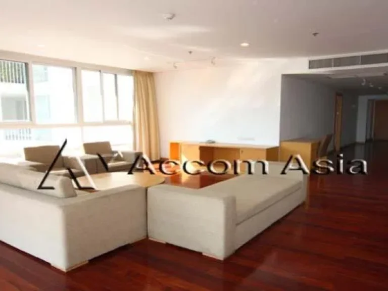 Pet Allowed With Massive Space Apartment 3 Bedroom For Rent BTS Ekkamai in Sukhumvit Bangkok