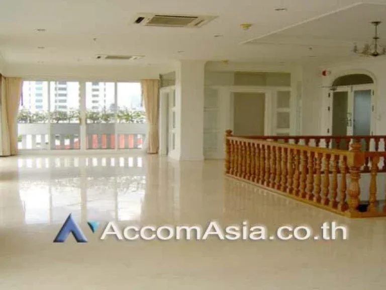 Duplex Penthouse A Classic Style Apartment 5 Bedroom For Rent BTS Asok - MRT Sukhumvit in Sukhumvit Bangkok