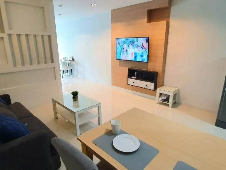 ให้เช่าคอนโด ห้องใหญ่ ติดถนน ใกล้โต้รุ่งCondo Central of Huahin for Rent