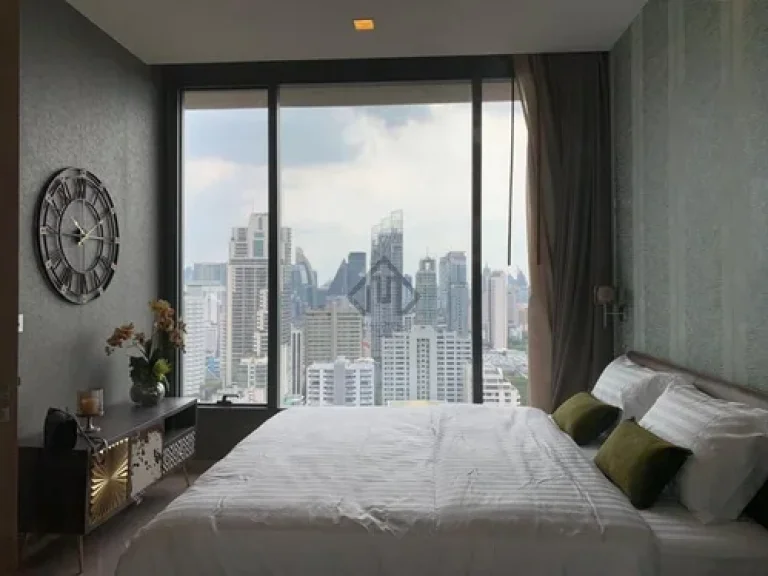 The Esse Asoke Luxury condo for rent high floor fully furnished ready to move near to Asoke BTS