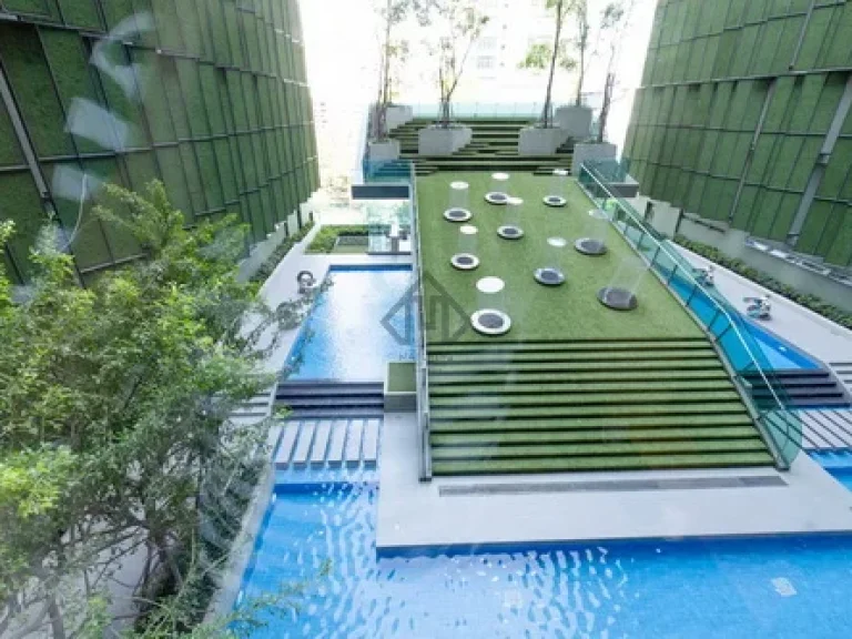 For rent Condo Wish Signature Midtown Siam Pool and garden view near BTS Ratchathewi