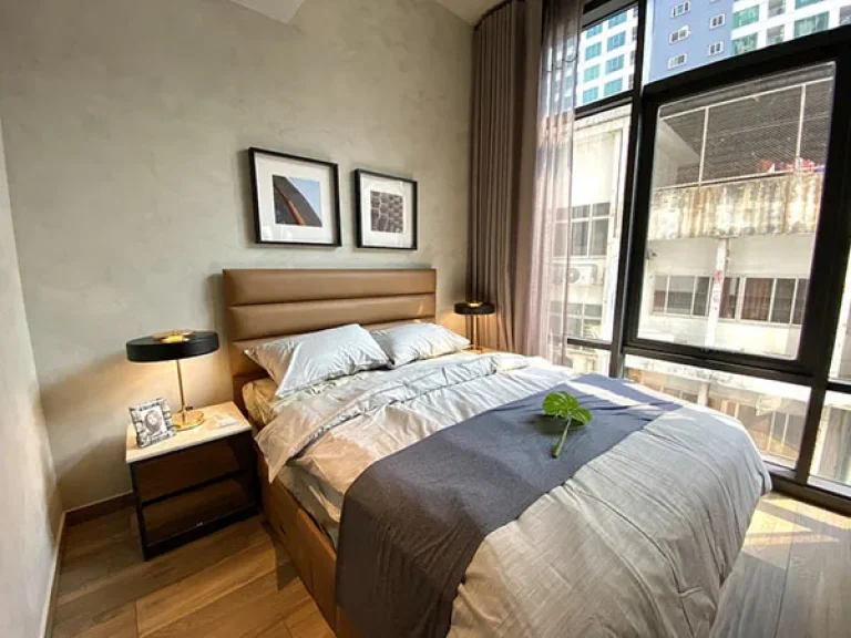 คอนโดสุดหรูแต่งสวยใหม่กิ๊ก แบบ 2 ห้องนอน ที่ สุขุมวิท ซอย 21 A Nicely Décor and Brand New 2 Bedroom Unit at The Lofts Asoke