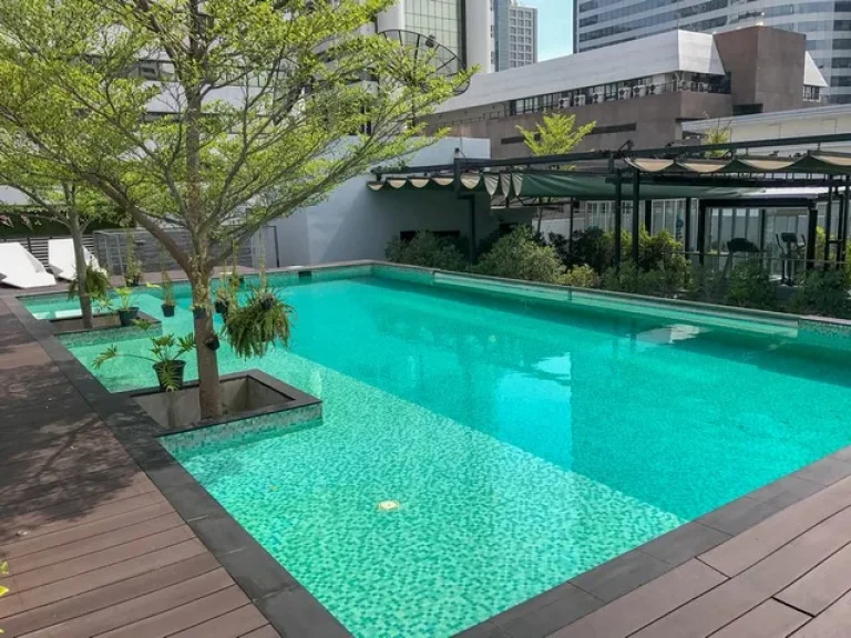 Quad Silom Condo for Sale just 150 M to BTS Chong Nonsi