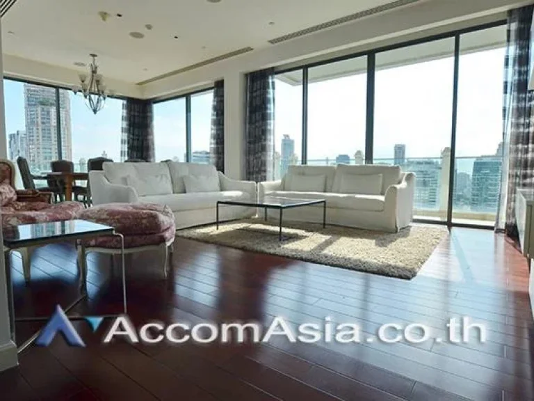 Le Raffine 39 Condominium with private pool for sale and rent