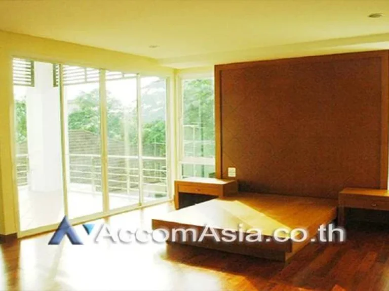 Moo Baan Pakamas House 5 Bedroom For Rent in Sukhumvit