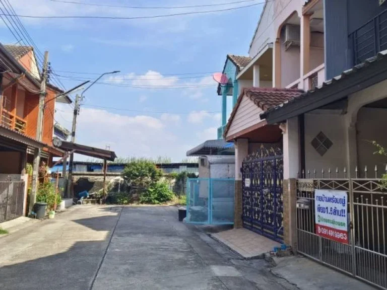 ขายบ้านหมู่บ้านพิพรพงษ์ 3 ตรงข้ามสนามบินดอนเมือง