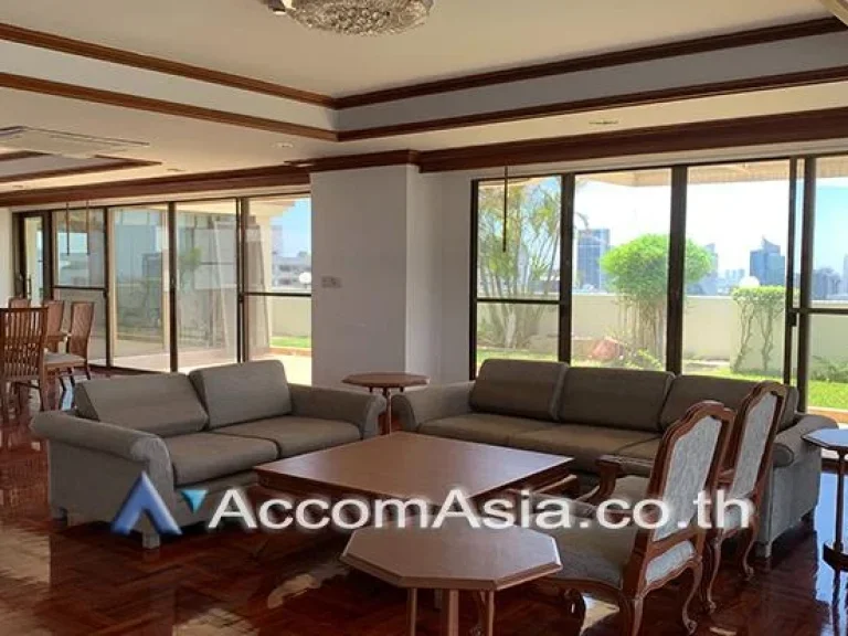 Duplex Pet friendly - High rise Apartment Apartment 41 Bedroom For Rent BTS Phrom Phong in Sukhumvit Bangkok