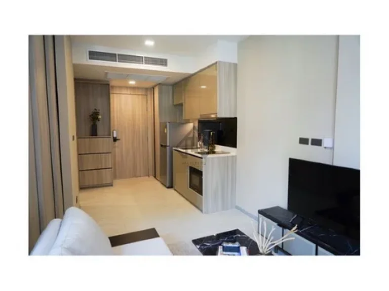 FYNN Sukhumvit 31 condo for rent 1 bedroom fully furnished corner unit near Asoke BTS