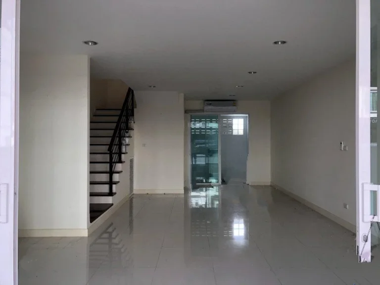 For Rent ทาวน์โฮม ปรัชญาบิซโฮม2 อ่อนนุช สุวรรณภูมิ ถนนลาดกระบัง