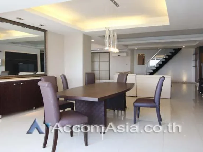 Duplex President Park Condominium 4 Bedroom For Rent BTS Phrom Phong in Sukhumvit Bangkok