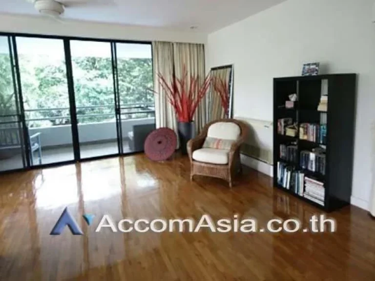 Private Pool House 32 Bedroom For Rent BTS Ekkamai in Sukhumvit Bangkok