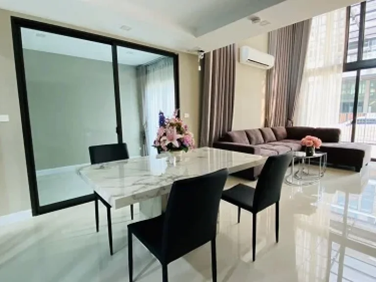 ให้เช่าโฮม 4 ชั้น Patio Rama 9-Pattanakarn พาทิโอ้ พระราม 9 พัฒนาการ 32-38 สไตล์แบบ Duplex Townhome Modern Luxury Loft ทำเลดี เข้า-ออกหลายทาง ทั้งถนนส