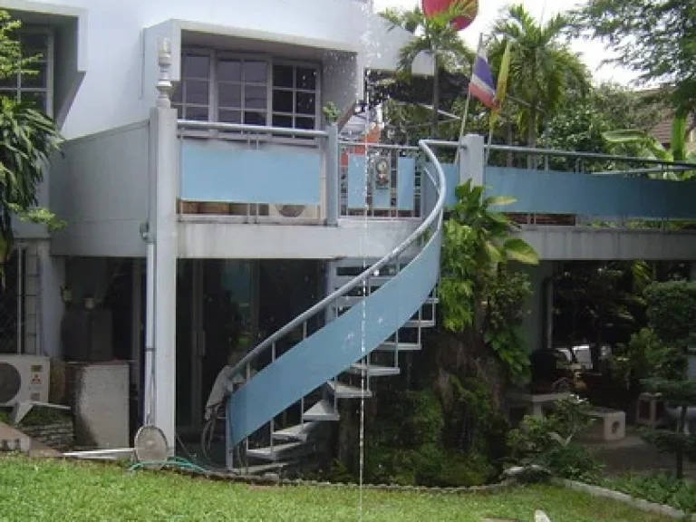 for sale 2 storey house apartment 4 floors in the same area 844 sqm Ladphrao 71 road