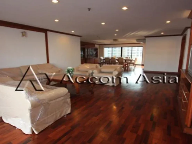 Huge Terrace Penthouse Private Environment Space Apartment 31 Bedroom For Rent BTS Nana - MRT Sukhumvit in Sukhumvit