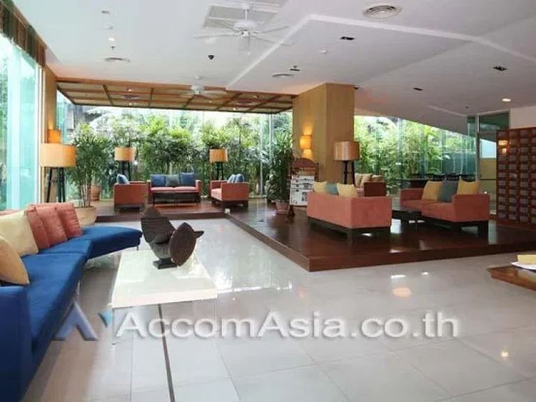 Duplex Lake Green Condominium 41 Bedroom For Sale BTS Nana in Sukhumvit Bangkok