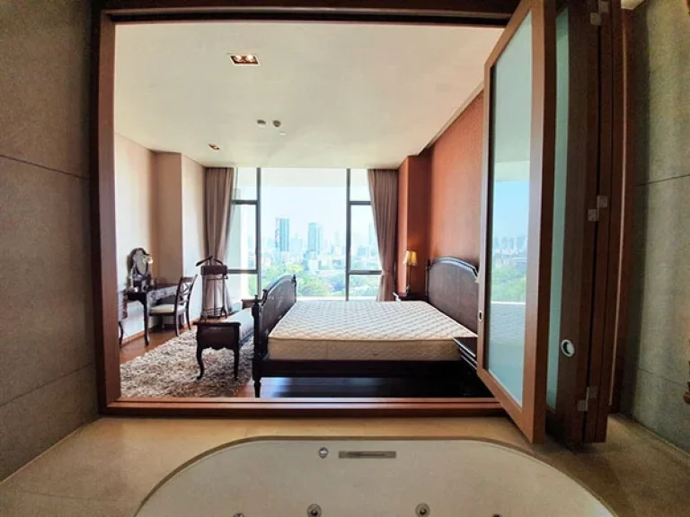 คอนโดหรู แบบ 2 ห้องนอน ที่ คอนโด The Sukhothai Residences A Luxury and Nicely Décor 2 Bedroom Unit at Sathorn Soi 1