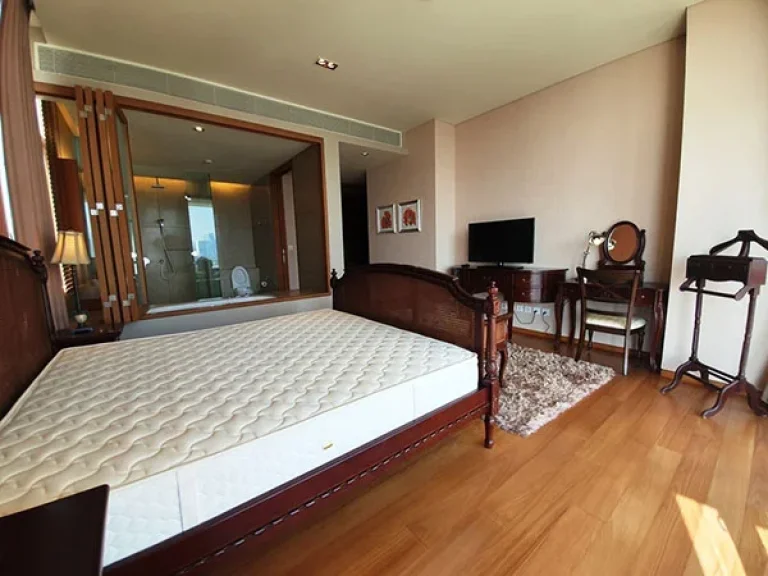 คอนโดหรู แบบ 2 ห้องนอน ที่ คอนโด The Sukhothai Residences A Luxury and Nicely Décor 2 Bedroom Unit at Sathorn Soi 1